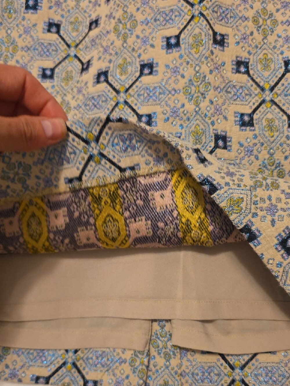 The Limited Blue and White Geometric Pencil Skirt - Picture 3 of 6